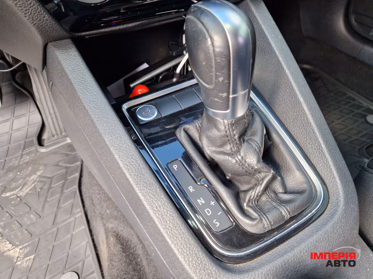 Volkswagen Jetta - фото 19