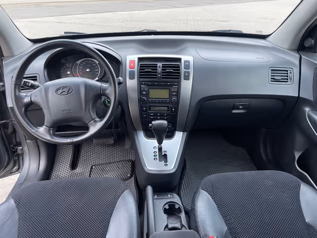 Hyundai Tucson - фото 4