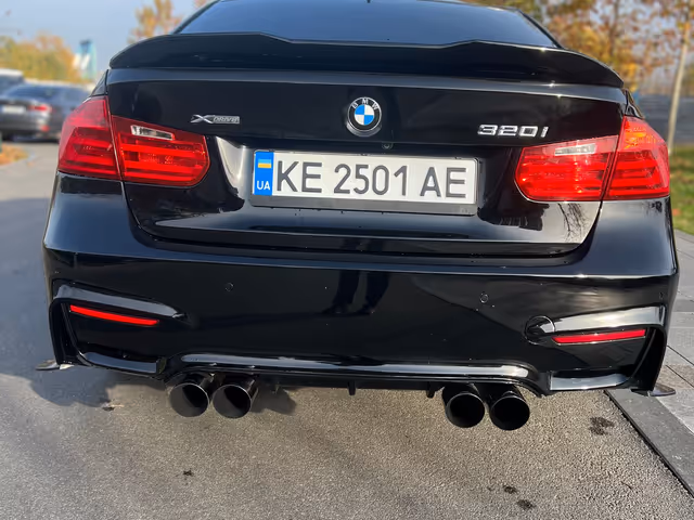 BMW 3 серії - фото 2