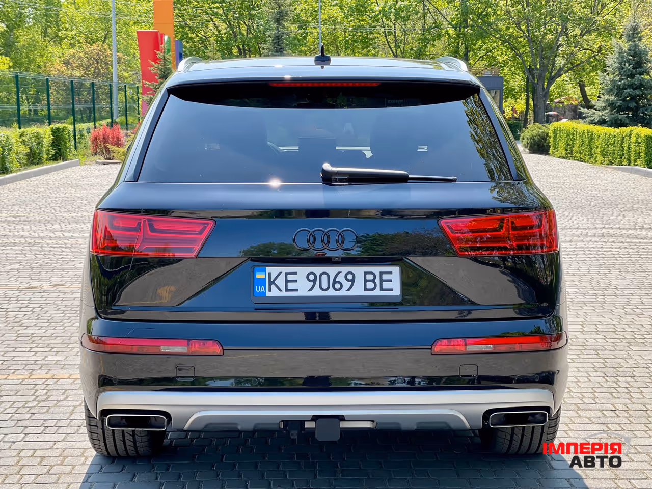 Audi Q7 - фото 6