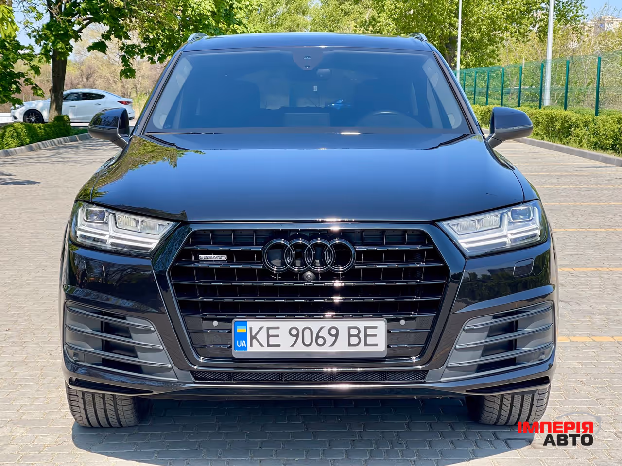 Audi Q7 - фото 3