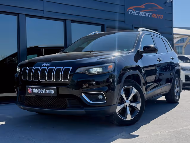 Jeep Cherokee - фото 2