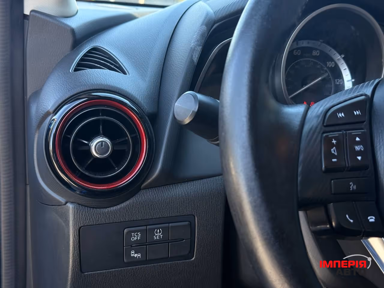 Mazda CX-3 - фото 31