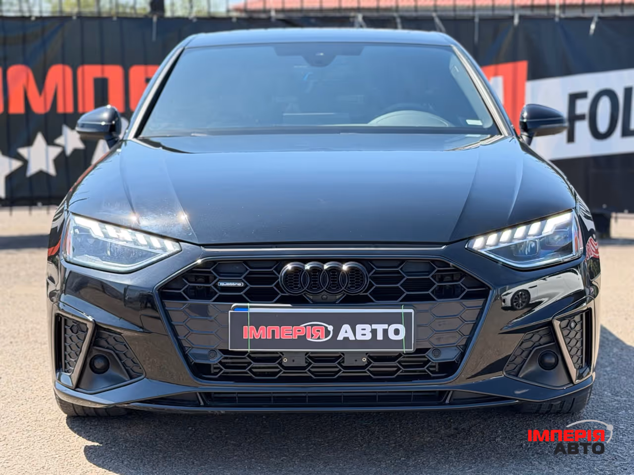 Audi A4 - фото 2