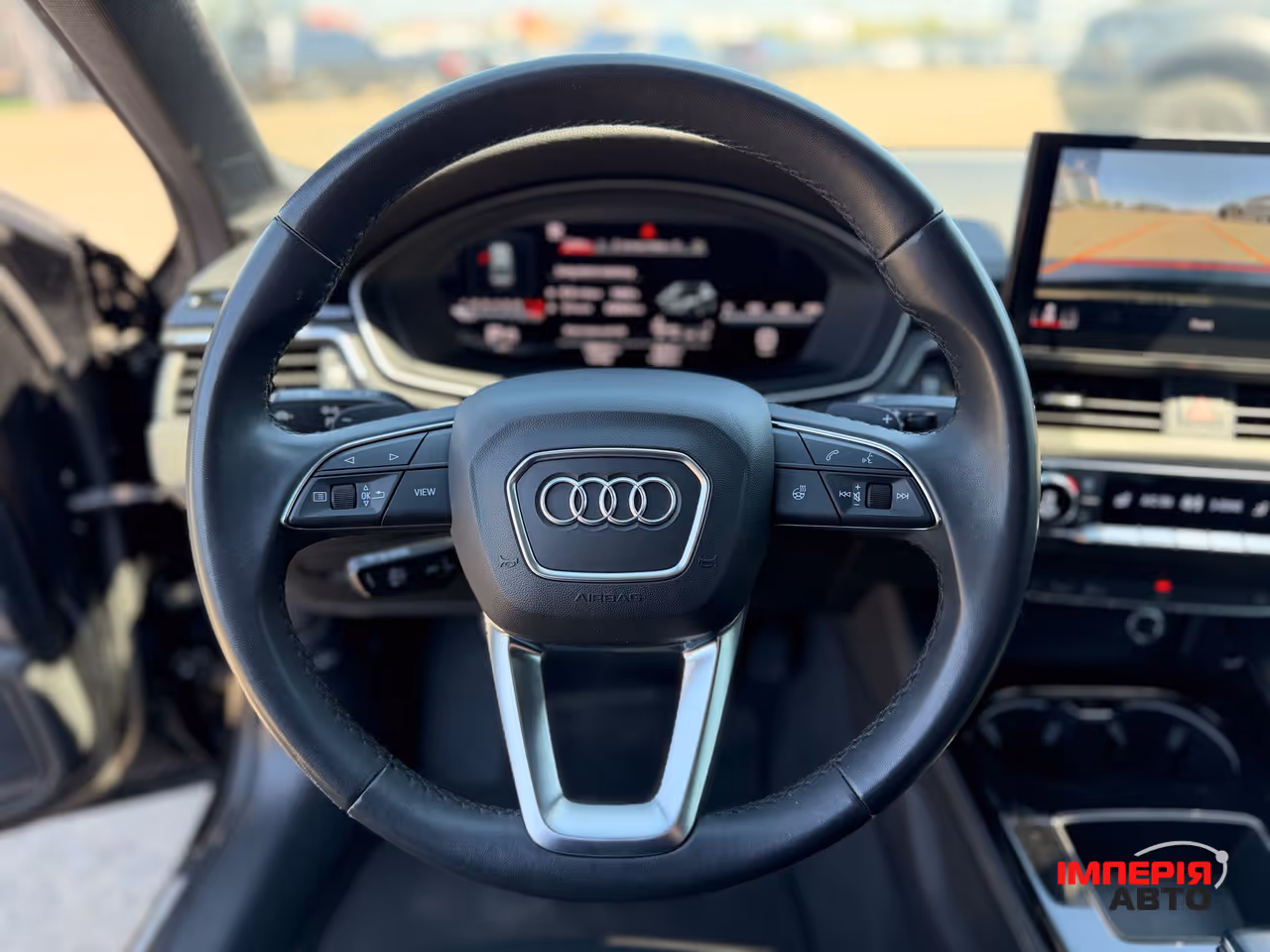 Audi A4 - фото 8