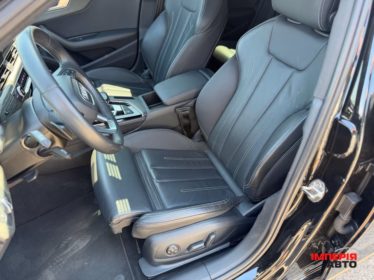 Audi A4 - фото 10