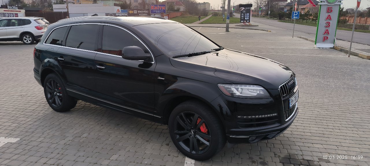 Audi Q7 - фото 2