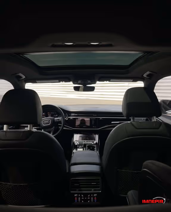 Audi Q8 - фото 7