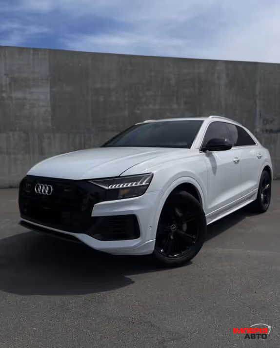Audi Q8 - фото 1