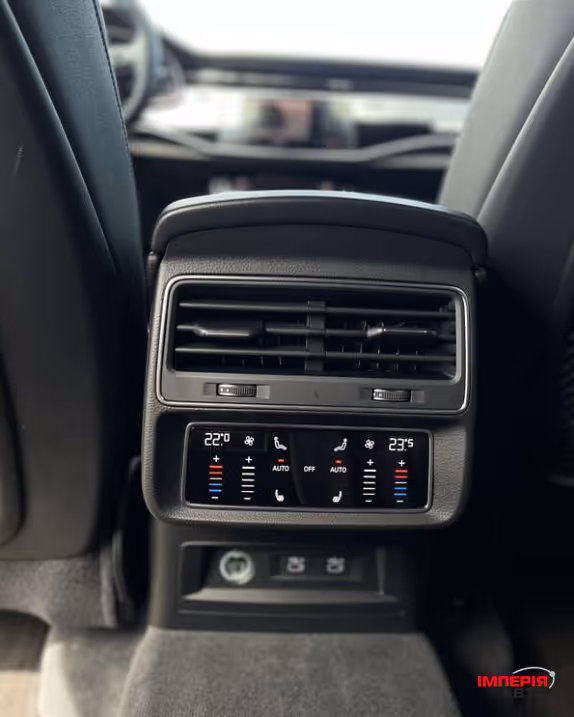 Audi Q8 - фото 11