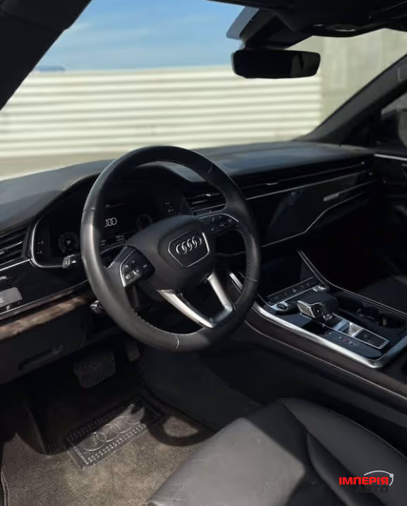 Audi Q8 - фото 8