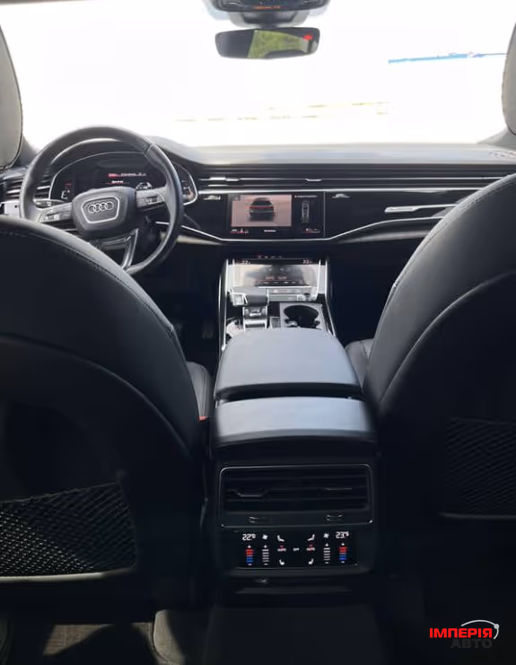Audi Q8 - фото 10