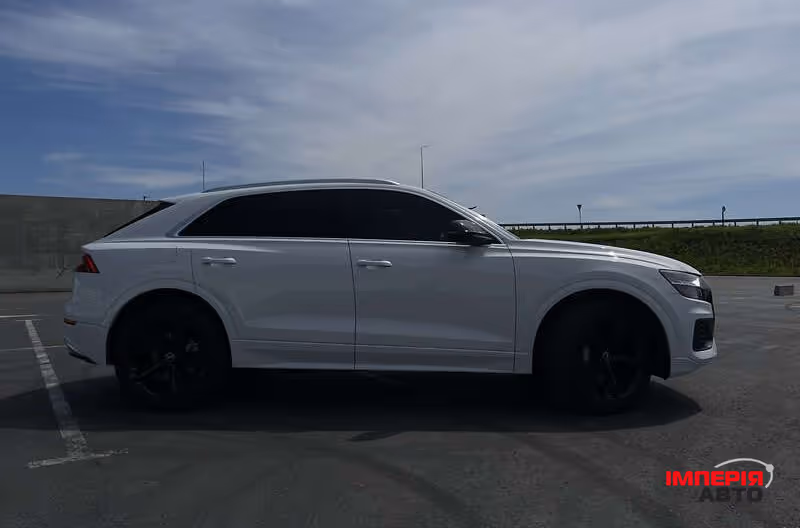 Audi Q8 - фото 4