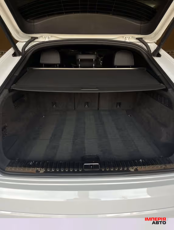 Audi Q8 - фото 13
