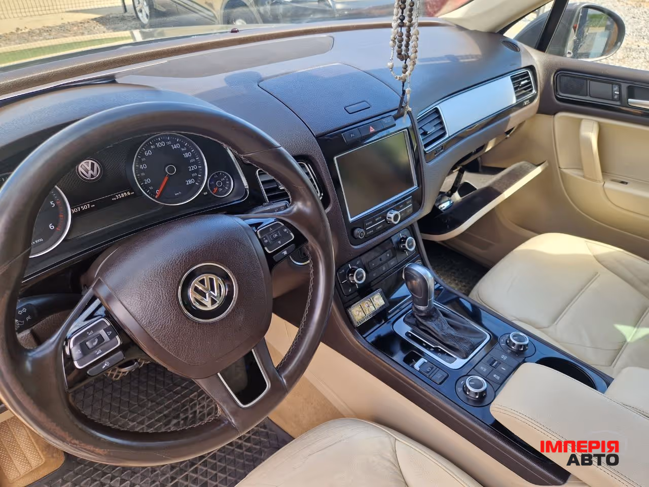 Volkswagen Touareg - фото 14