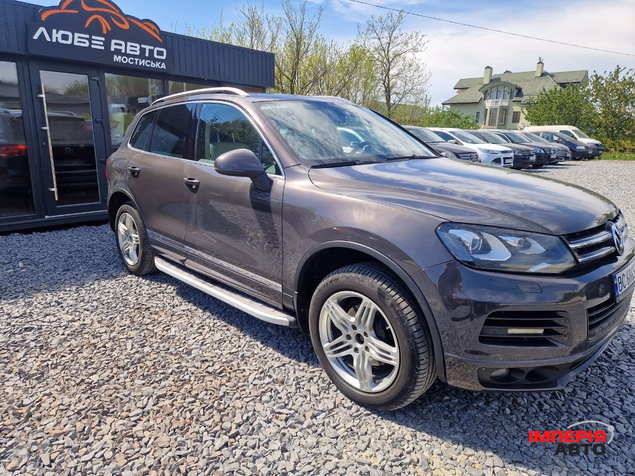 Volkswagen Touareg - фото 3