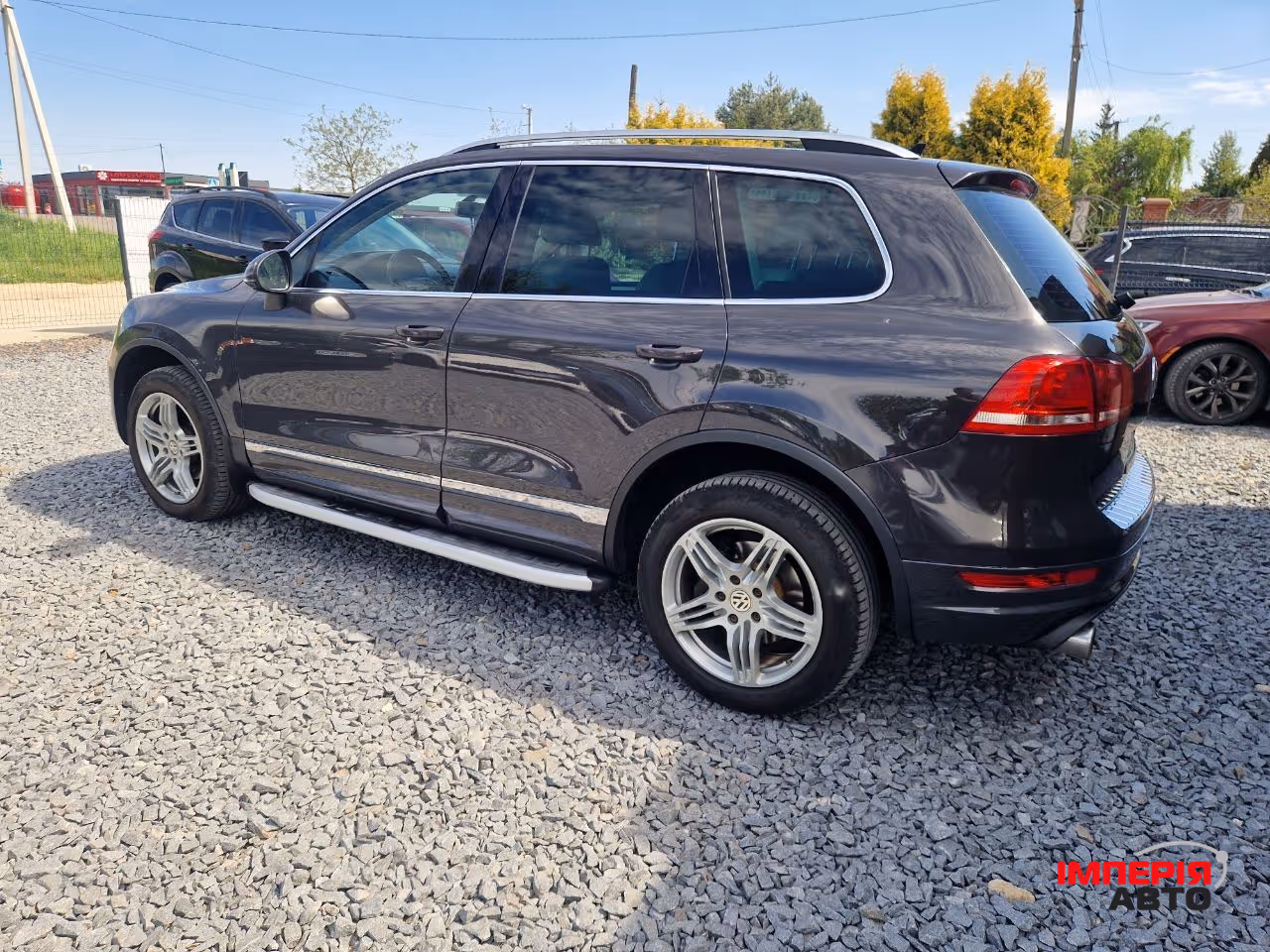 Volkswagen Touareg - фото 8