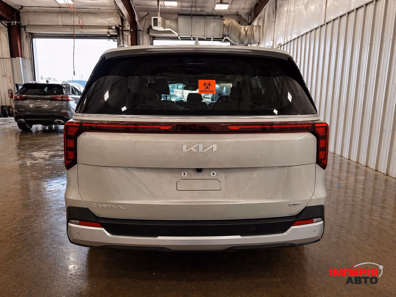Kia Carnival - фото 6