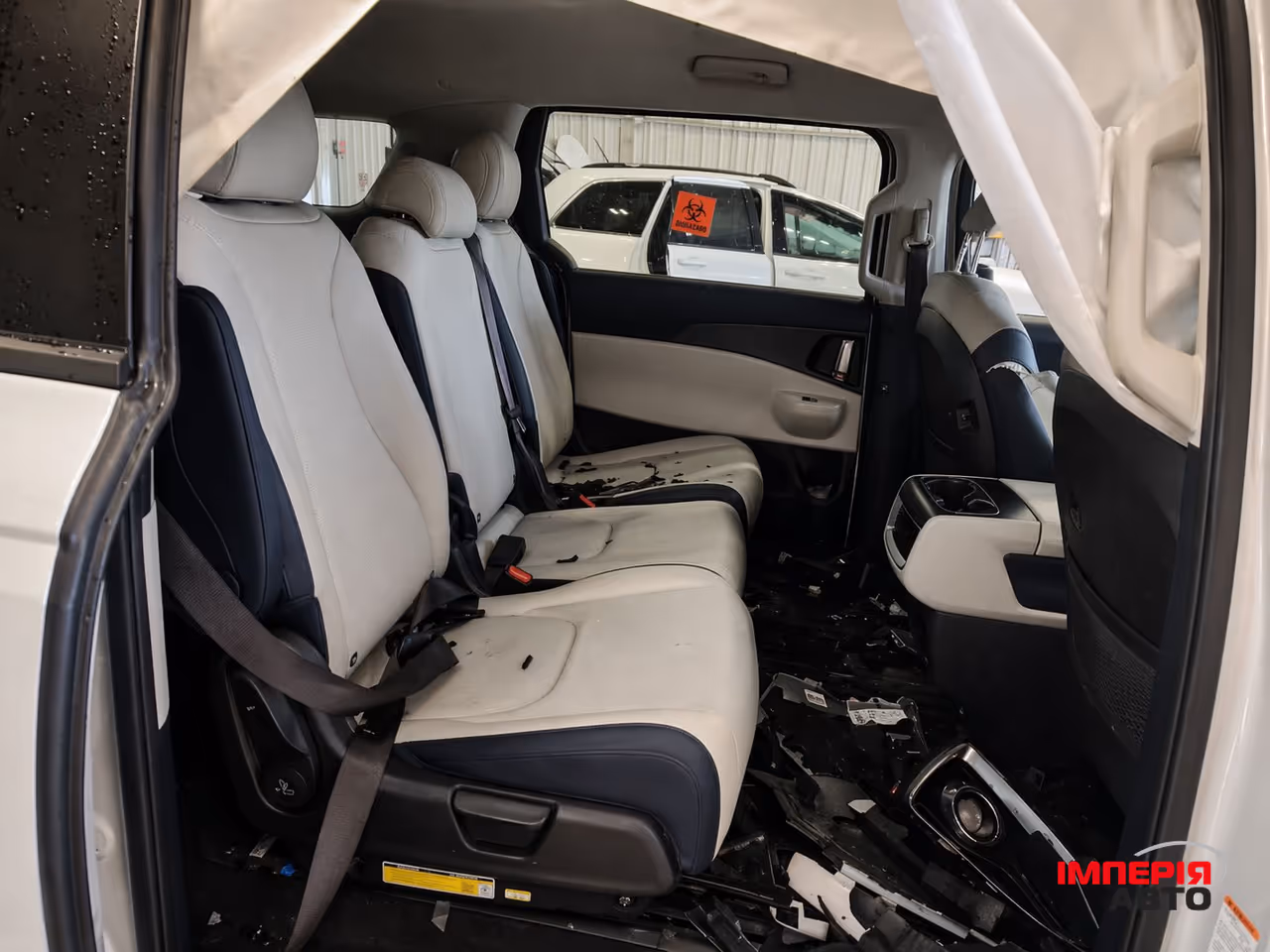 Kia Carnival - фото 11