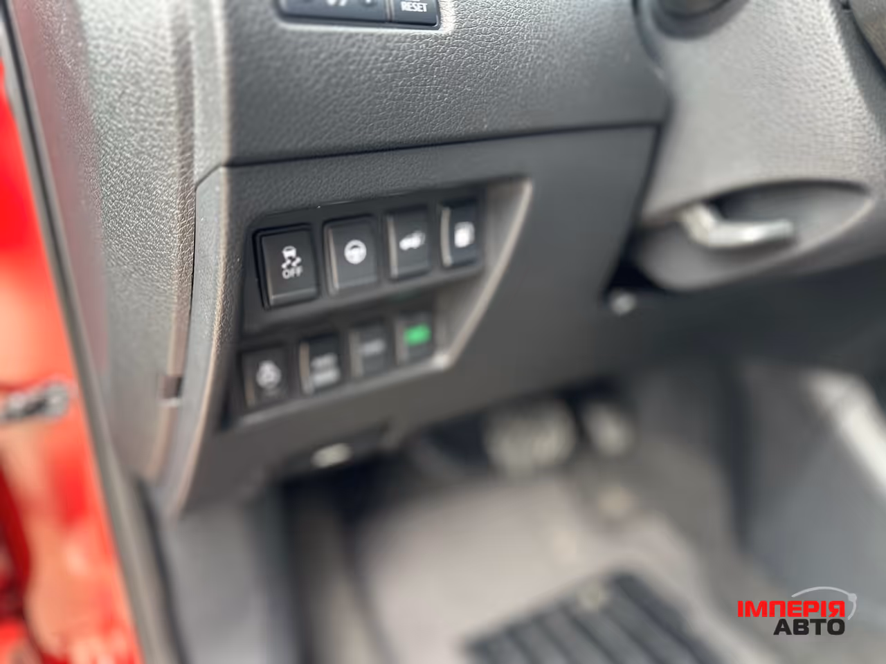 Nissan Rogue - фото 13