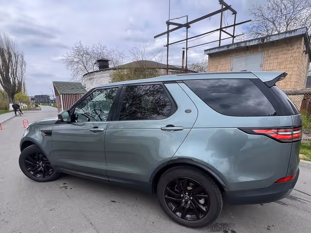 Land Rover Discovery - фото 3