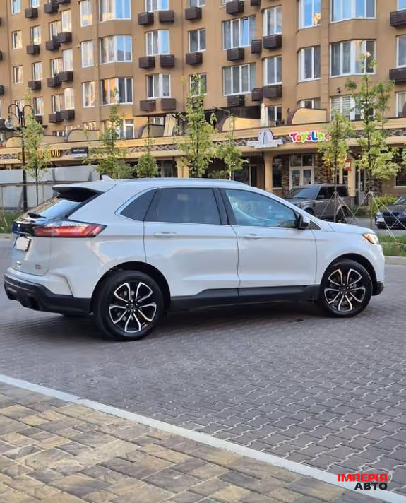 Ford Edge - фото 3