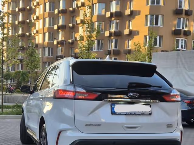 Ford Edge - фото 4