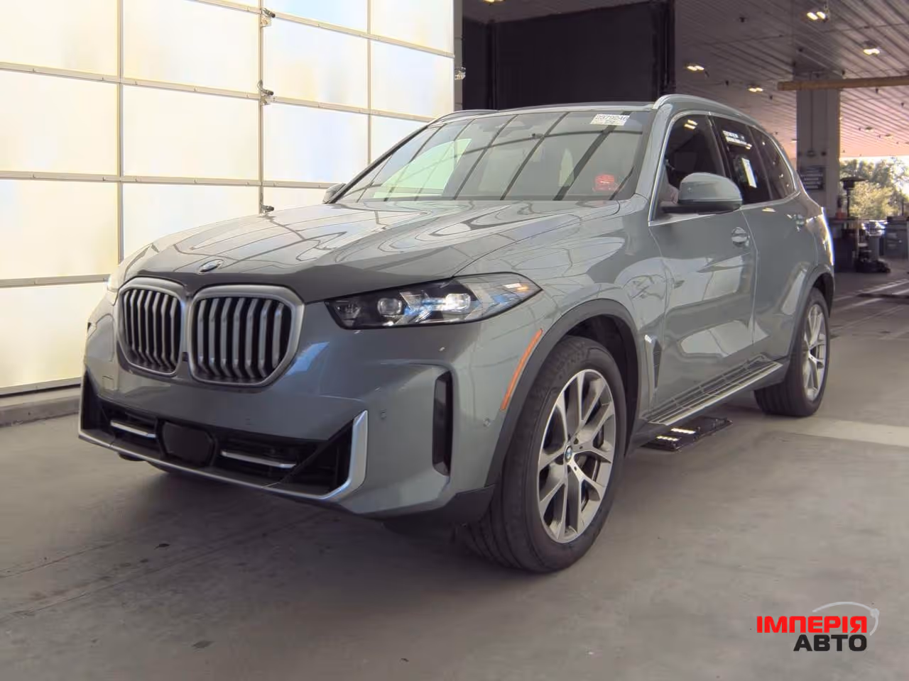 BMW X5 - фото 1