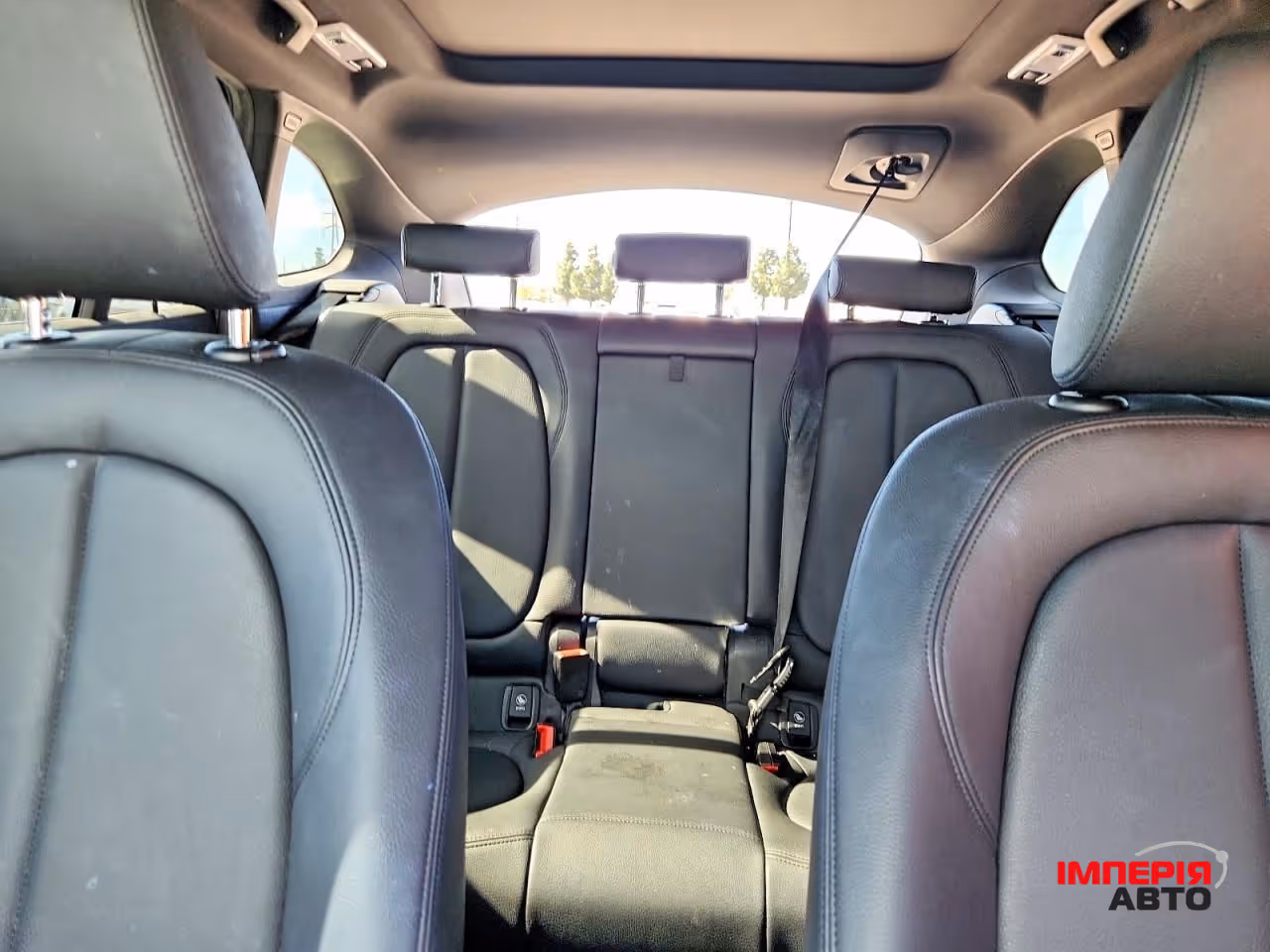 BMW X1 - фото 6