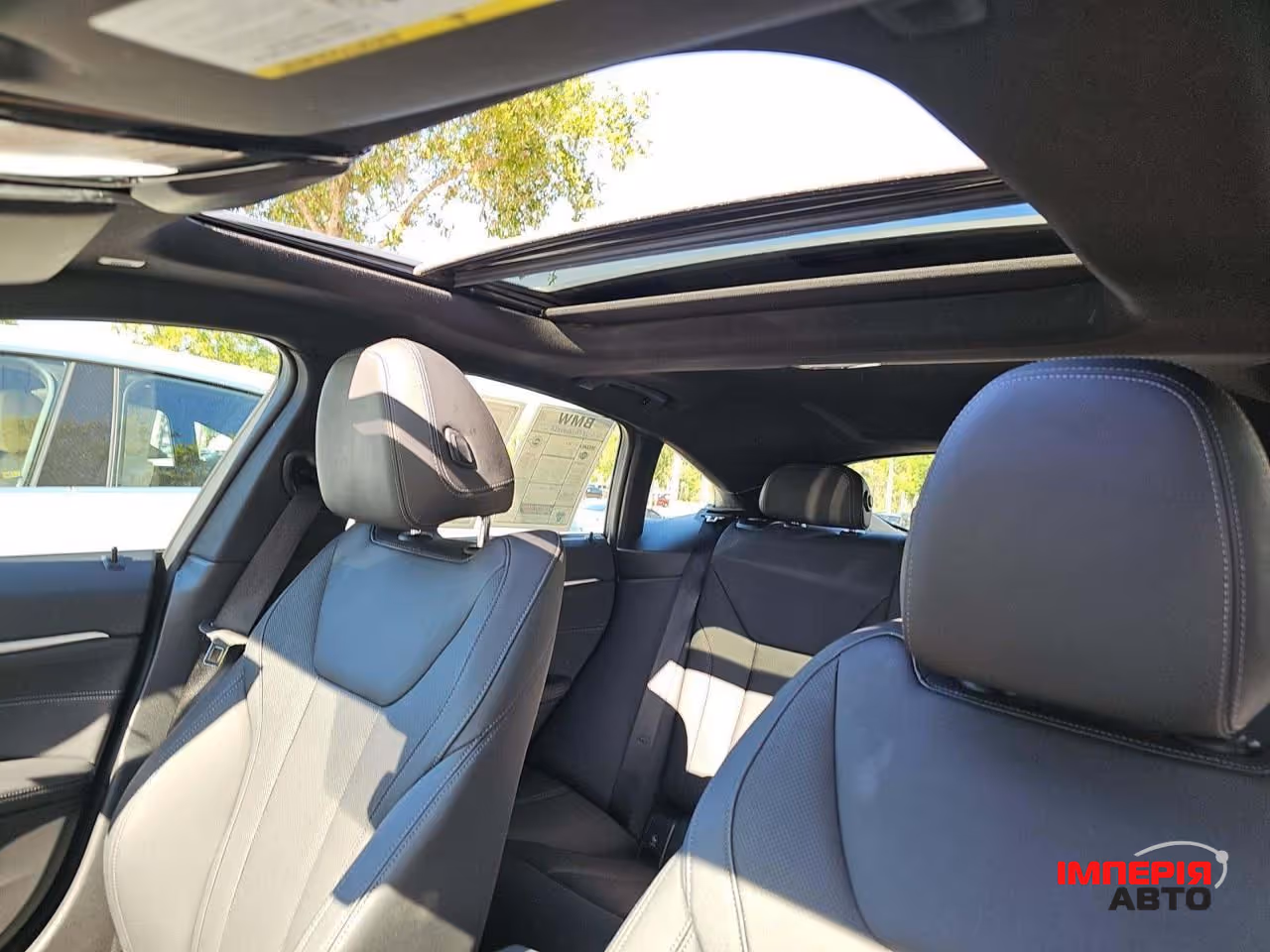 BMW i4 - фото 7