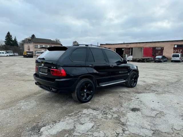 BMW X5 - фото 5