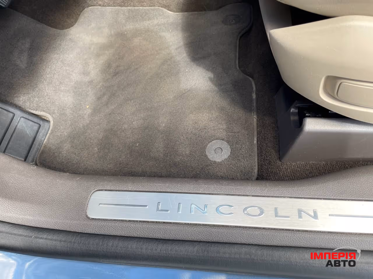 Lincoln Corsair - фото 35