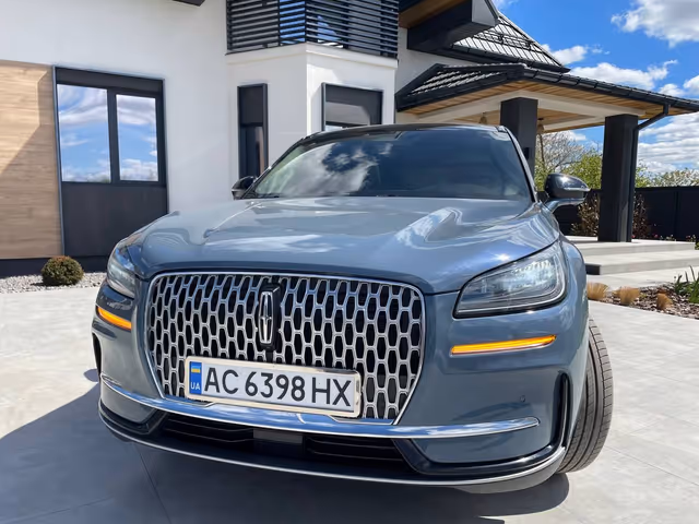 Lincoln Corsair - фото 2
