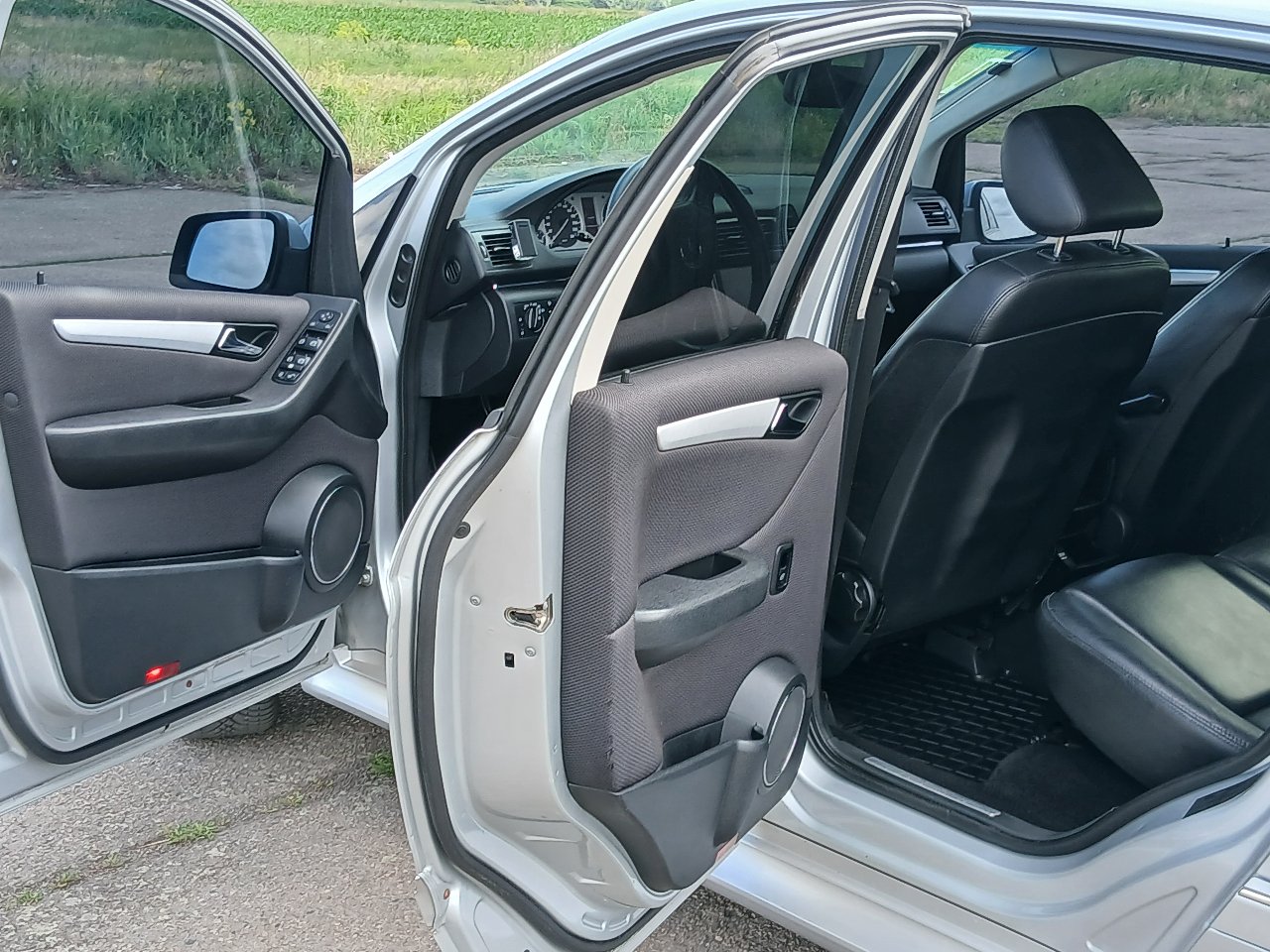 Mercedes-Benz B-Класс - фото 13