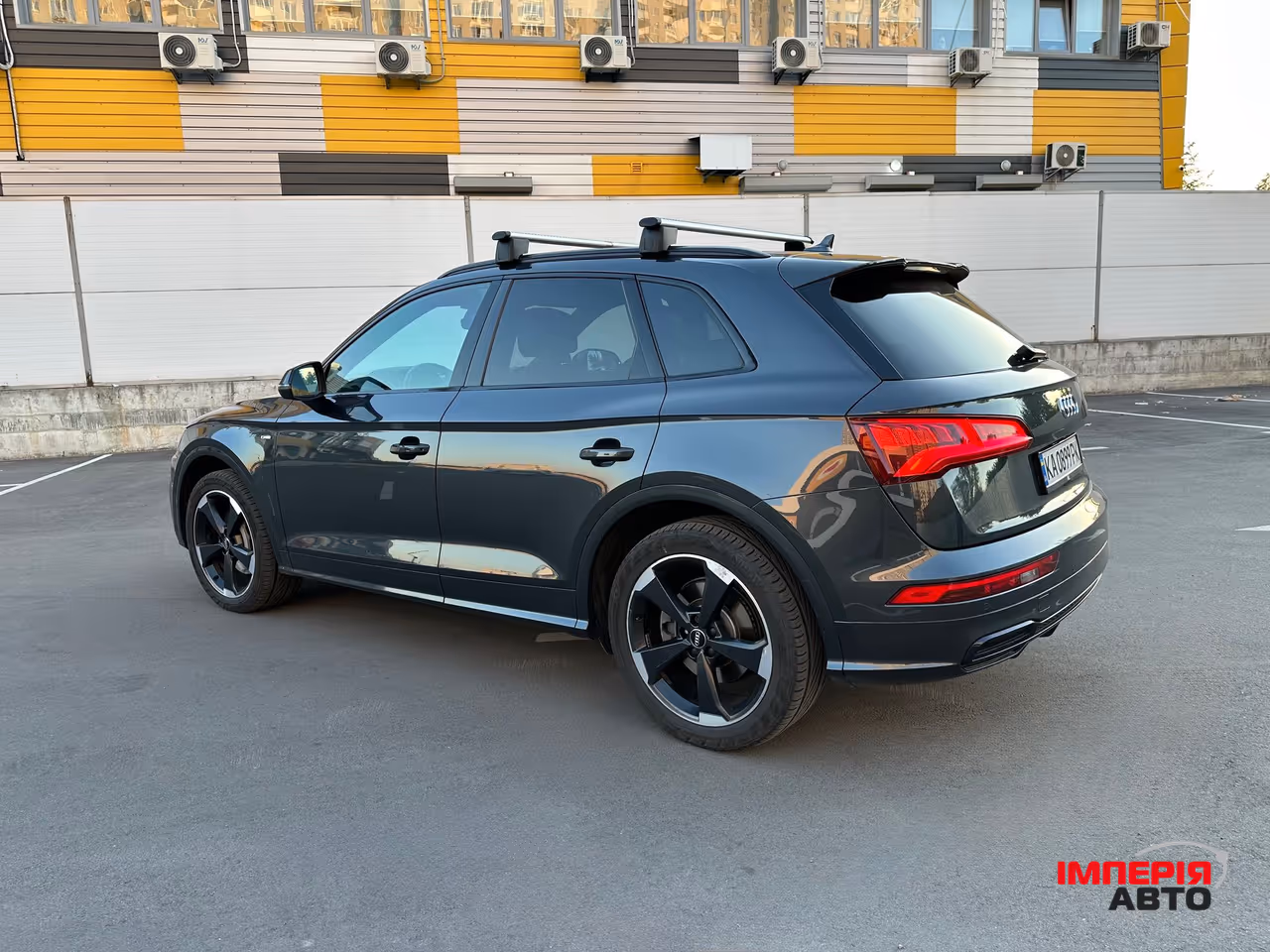 Audi Q5 - фото 7