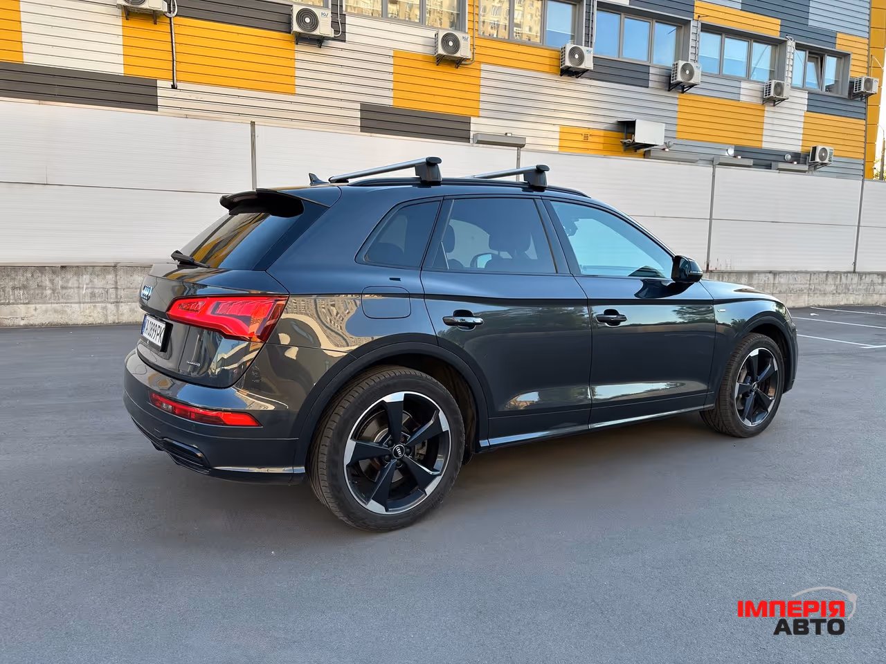 Audi Q5 - фото 8