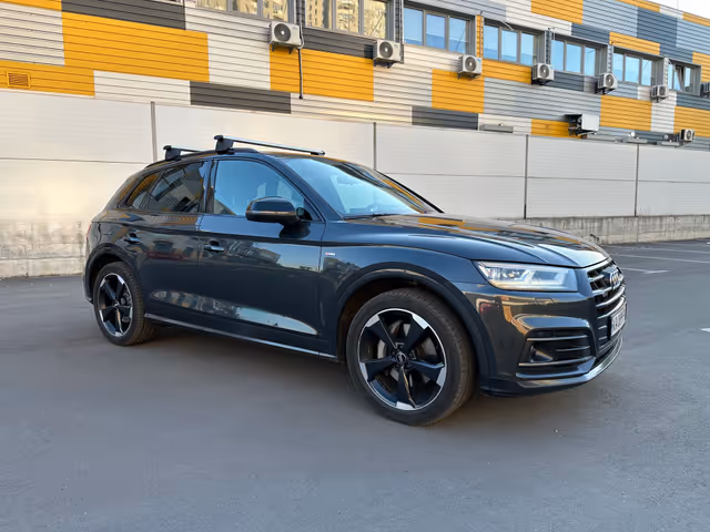 Audi Q5 - фото 2