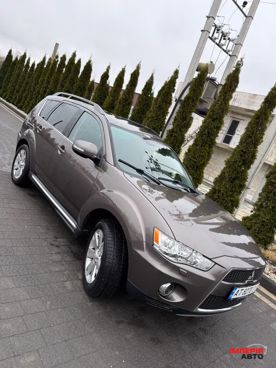 Mitsubishi Outlander - фото 2