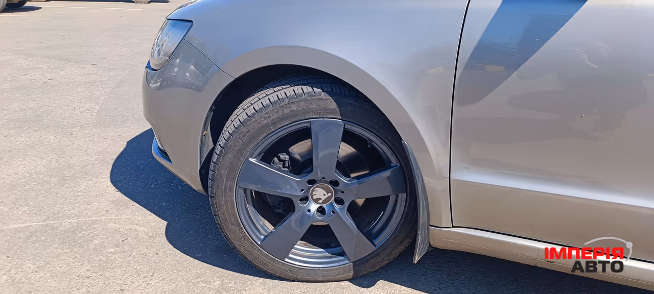 Skoda Superb - фото 4
