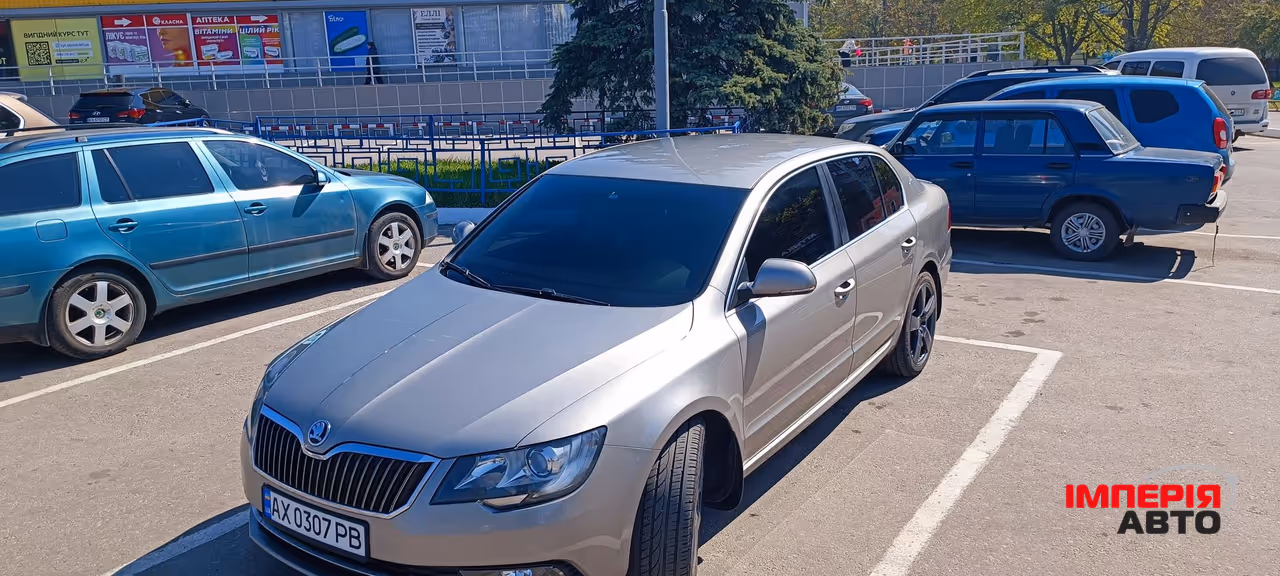 Skoda Superb - фото 5