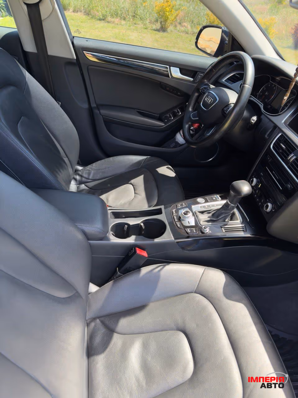 Audi A4 - фото 6