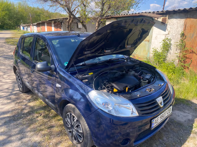 Dacia Sandero - фото 5