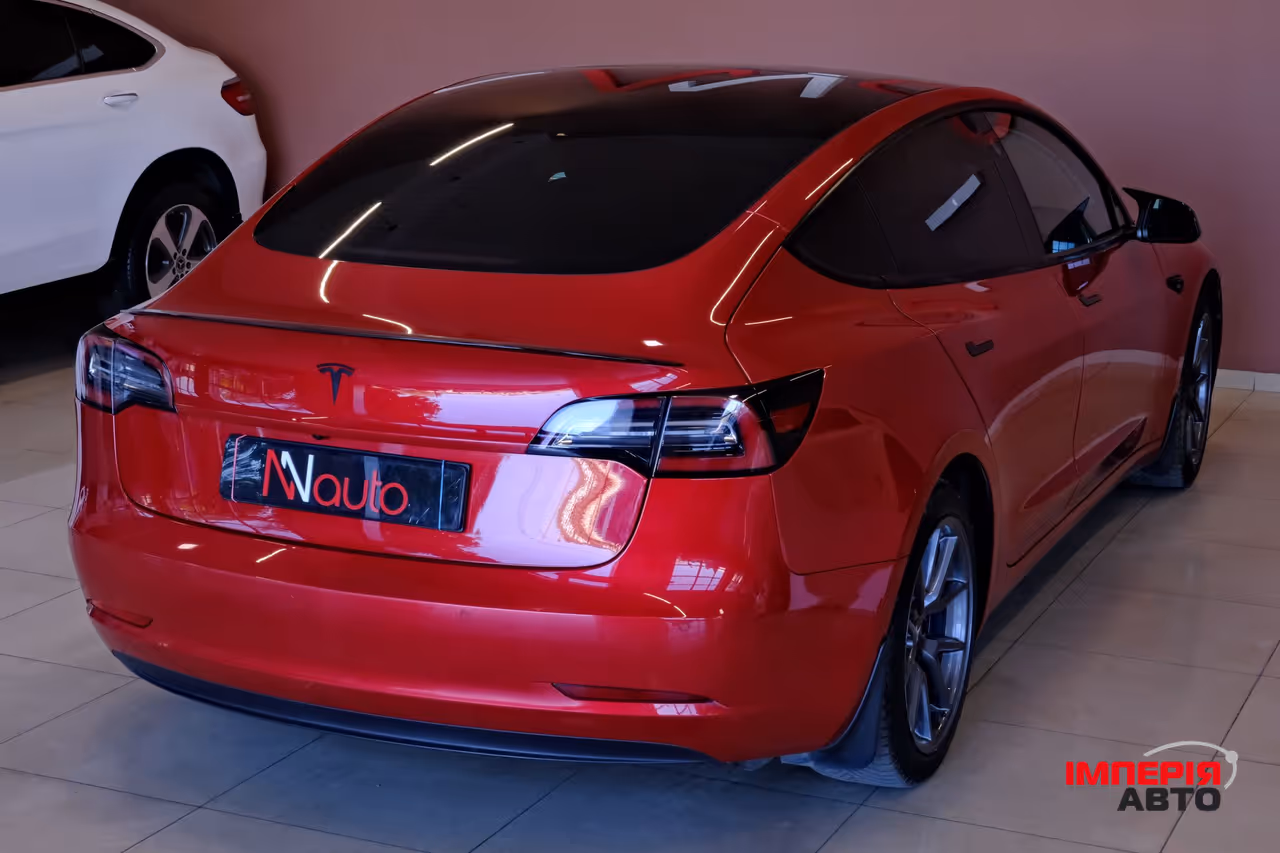 Tesla Model 3 - фото 5