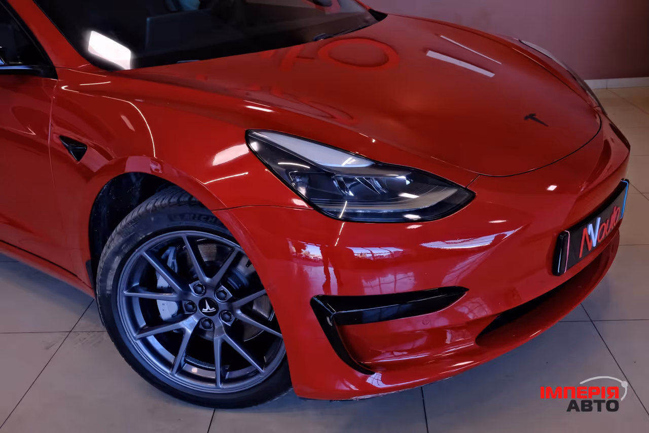 Tesla Model 3 - фото 3