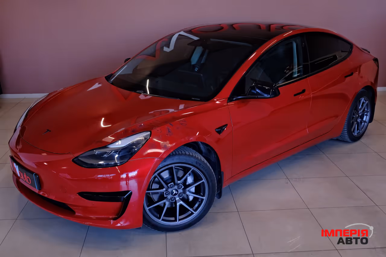 Tesla Model 3 - фото 2