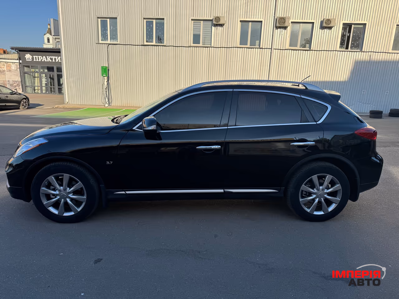 Infiniti QX50 - фото 3