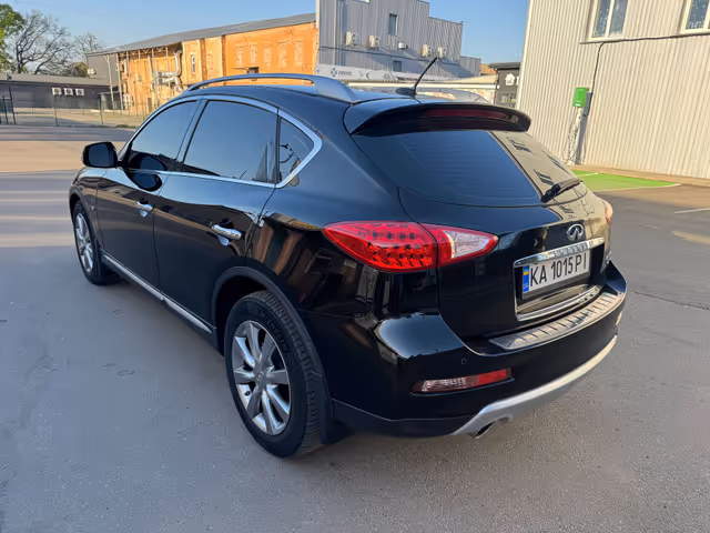 Infiniti QX50 - фото 4