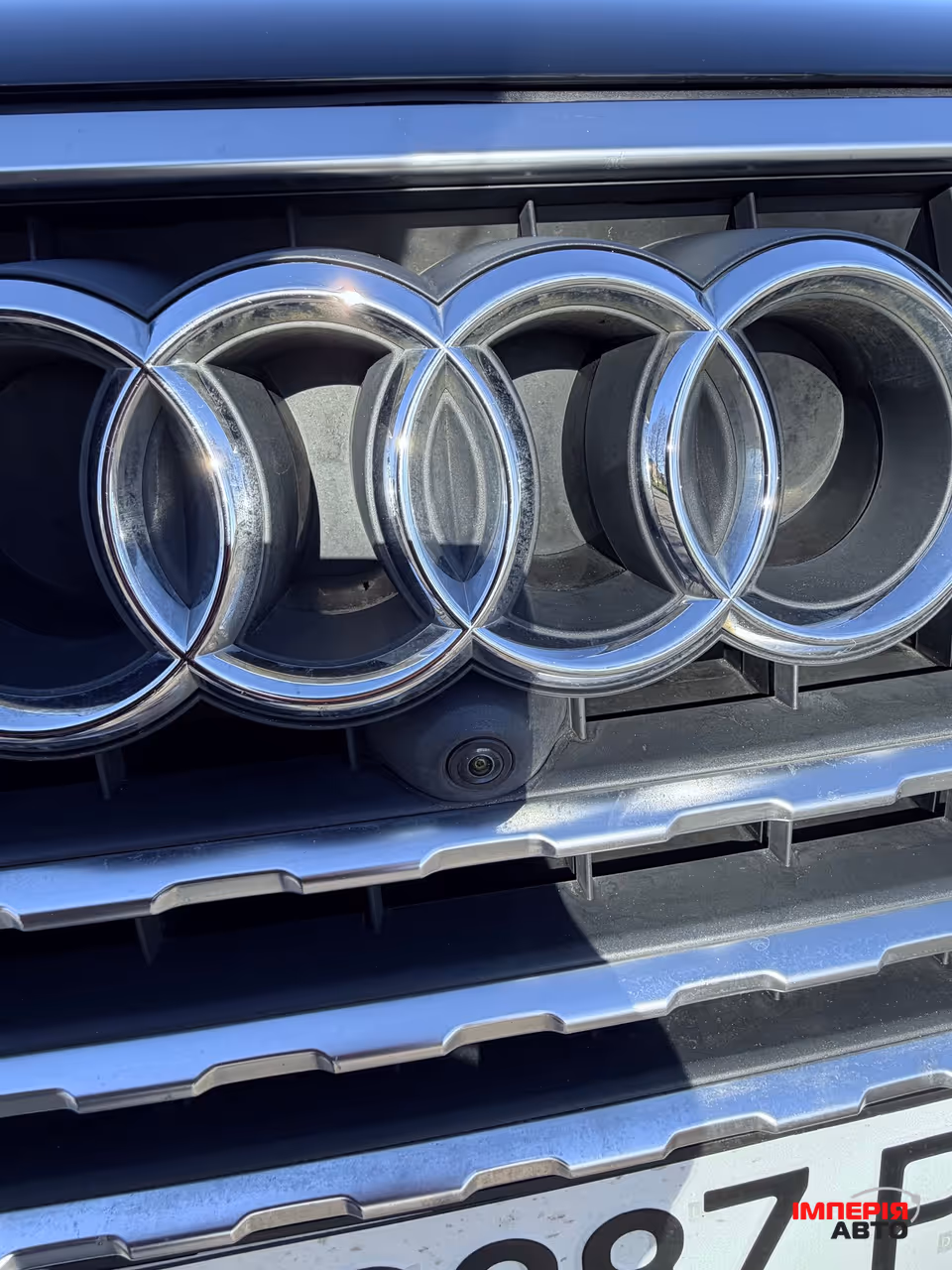 Audi Q7 - фото 8
