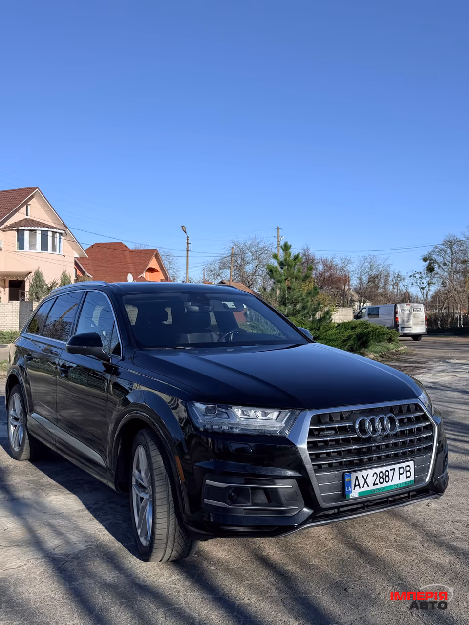 Audi Q7 - фото 1