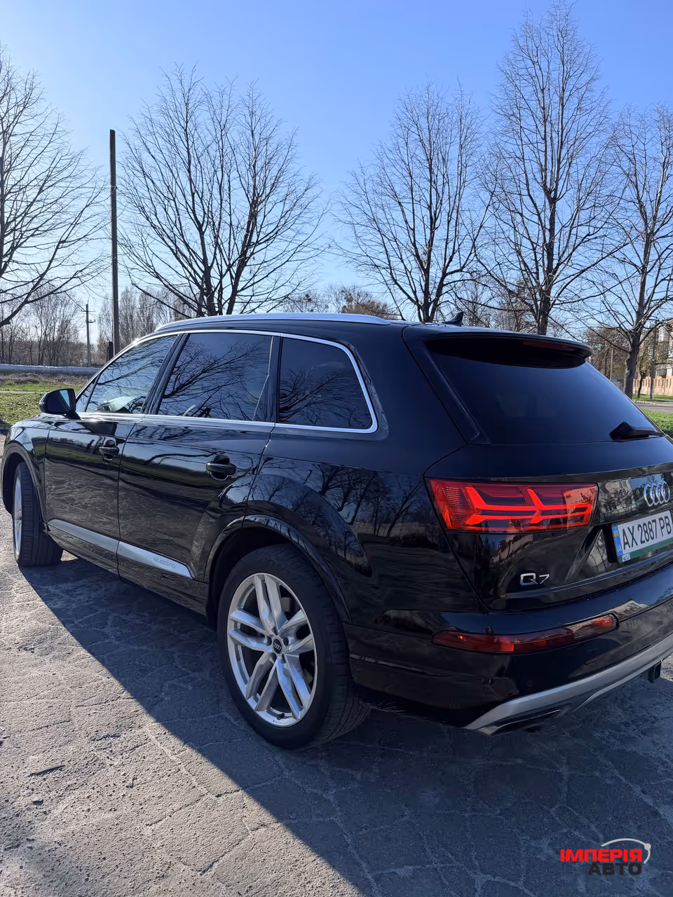Audi Q7 - фото 2